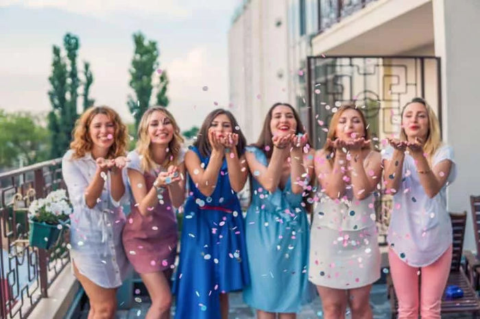 Lánybúcsú feladatok, amikre Kim Kardashian is elégedetten csettintene