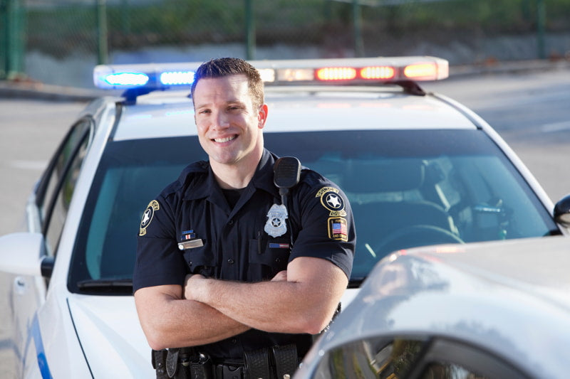 Menő és egyedi ajándék rendőrnek - ezek a mi ötleteink