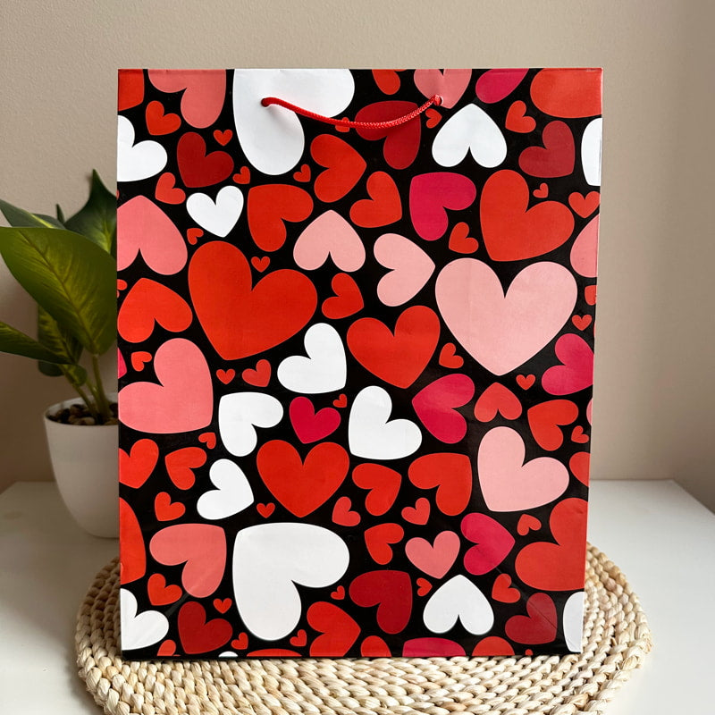 Szívecskés ajándéktasak