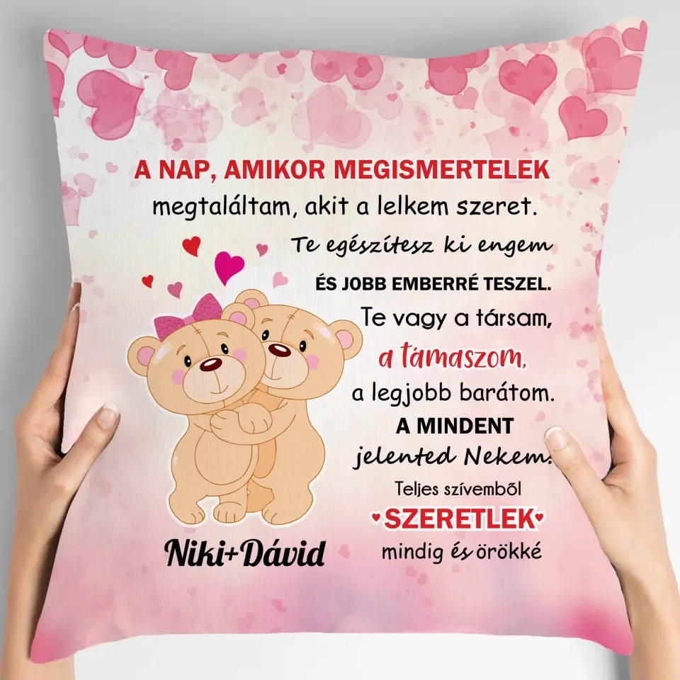 Valentin-napi mackós párna