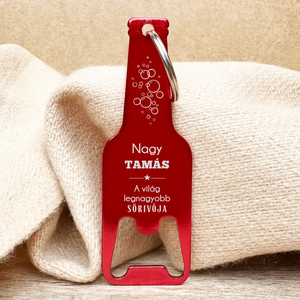 Egyedi feliratos, sörösüveg formájú sörnyitó, választható színben