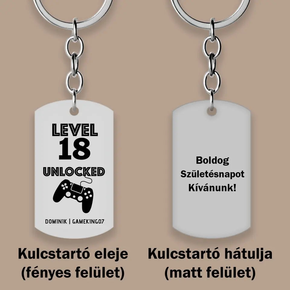 Egyedi, gamer kulcstartó saját névvel