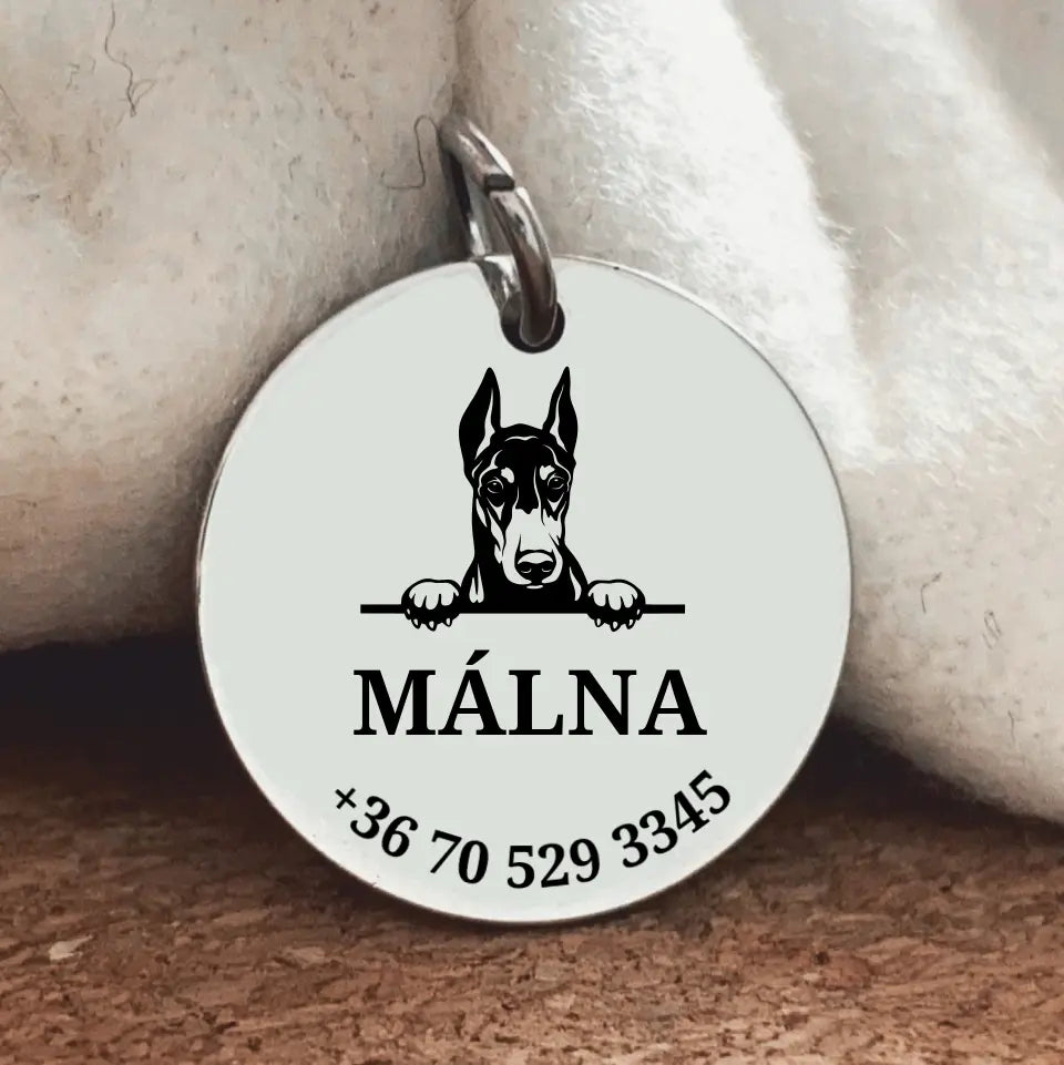 Dobermann kutyabiléta gravírozással