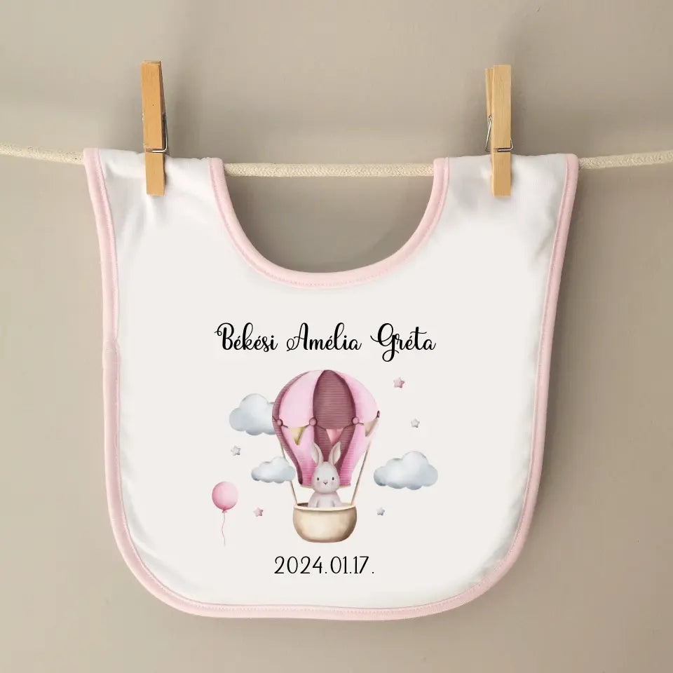 Nyuszis előke kislányoknak névvel és születési dátummal