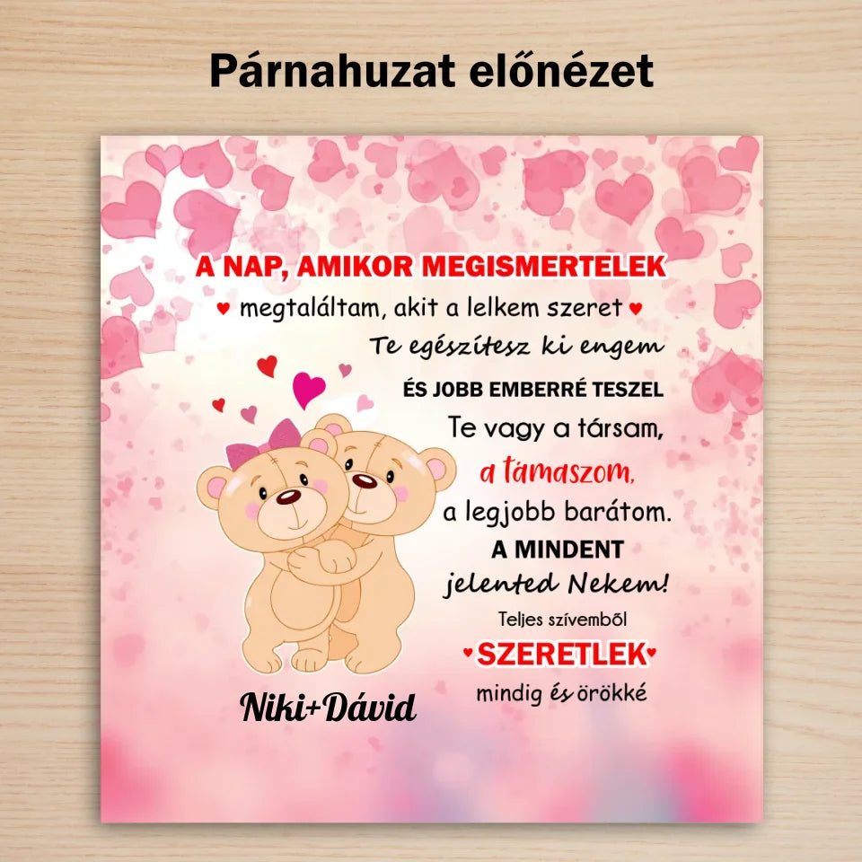 Valentin-napi mackós párna